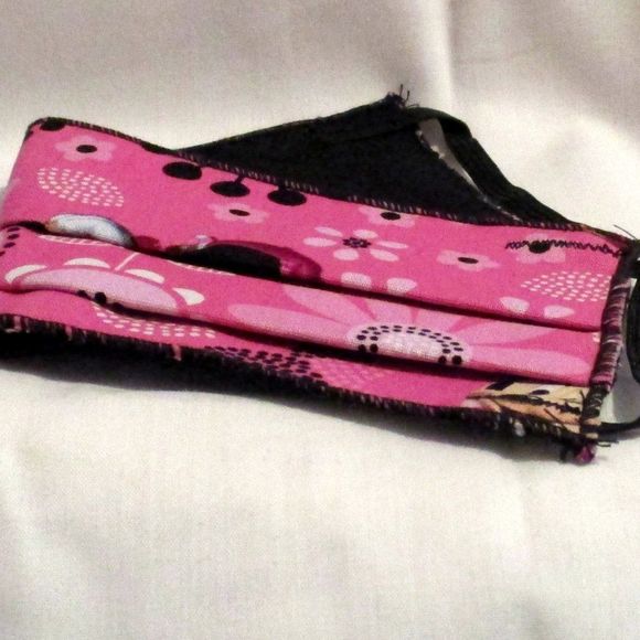 Handcrafted Minnie Mouse Face Mask - Picture 6 of 6